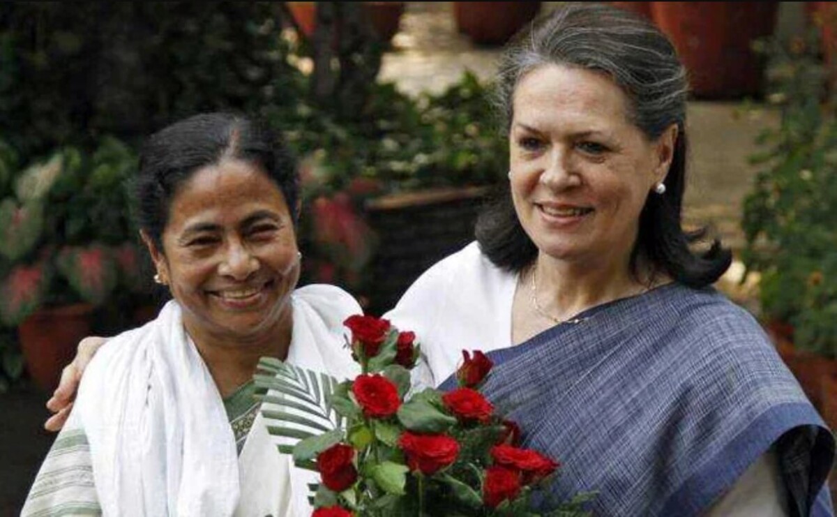 राजनीतिक कहानी: Sonia के लिए Mamata ने Vajpayee से टकराया, अटल सरकार में मंत्री रहते हुए कानून के खिलाफ खड़ी