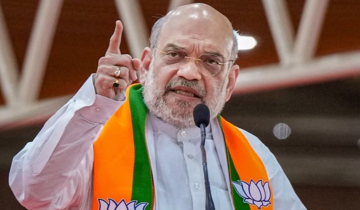 आज गृहमंत्री Amit Shah PM Modi के सांसदीय क्षेत्र में एक जनसभा को संबोधित करेंगे, कर्मचारियों से संवाद करेंगे