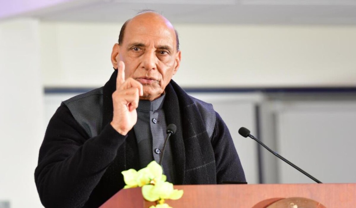 Rajnath Singh: 'Congress को CPI(M) के परमाणु हथियारों को नष्ट करने के वादे पर अपनी स्थिति स्पष्ट करनी चाहिए', Rajnath निशाना साधा