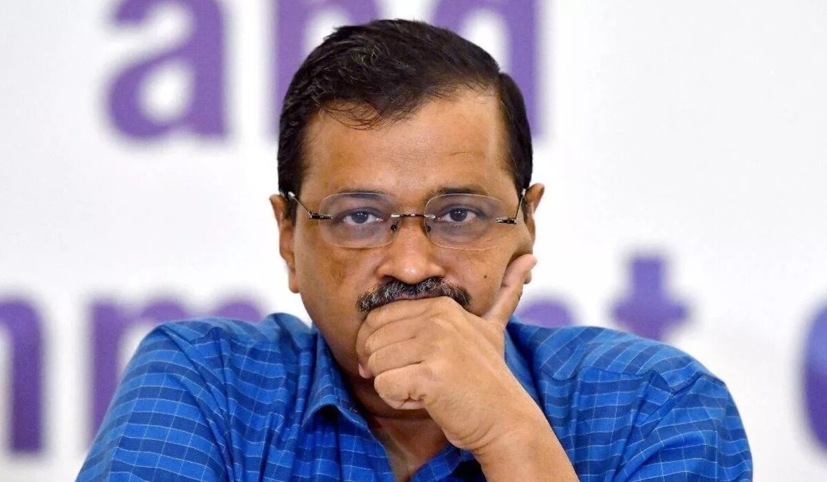 Delhi: मुख्यमंत्री Arvind Kejriwal के व्यक्तिगत सचिव बिभव कुमार को हटाया गया, निगरानी विभाग ने आदेश जारी किया