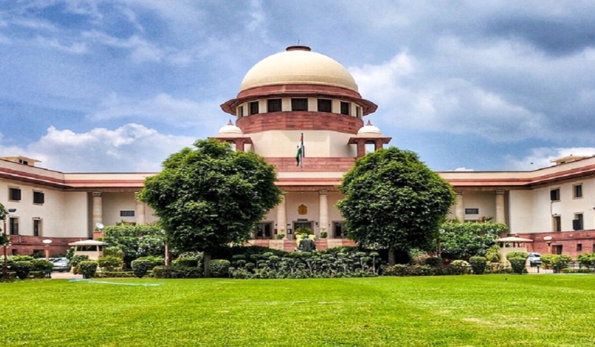 Supreme Court Update: मुंबई दंगों के मामले में निर्देशों के अनुपालन पर नाराज, कहा - राज्य सरकार को रिपोर्ट प्रस्तुत करनी चाहिए