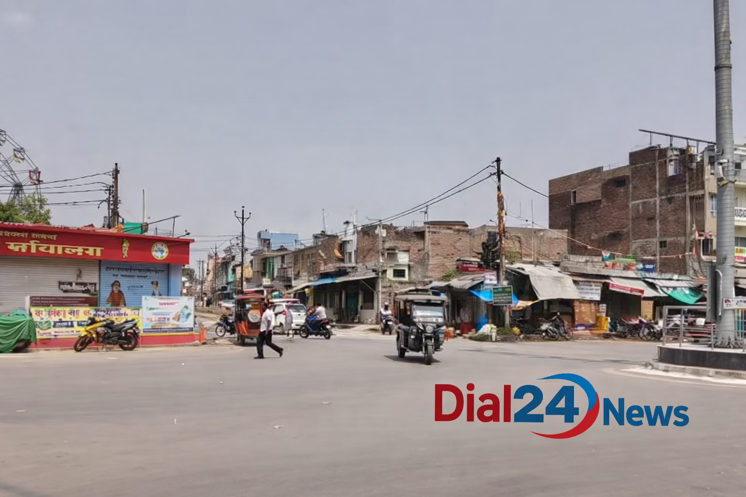 Banda district shuts down before noon as temperatures soar beyond 48°C.