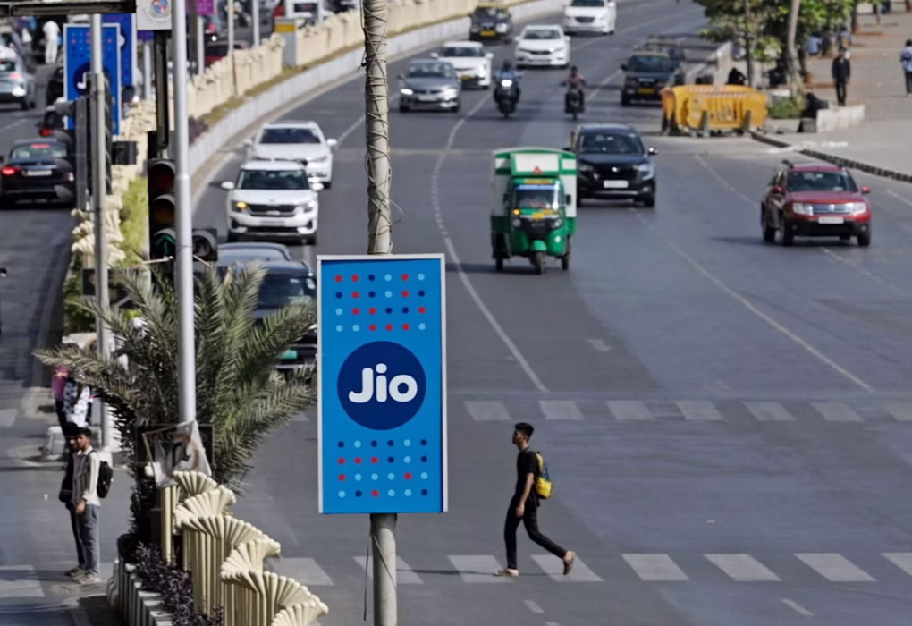 Reliance Industries Shares Rise