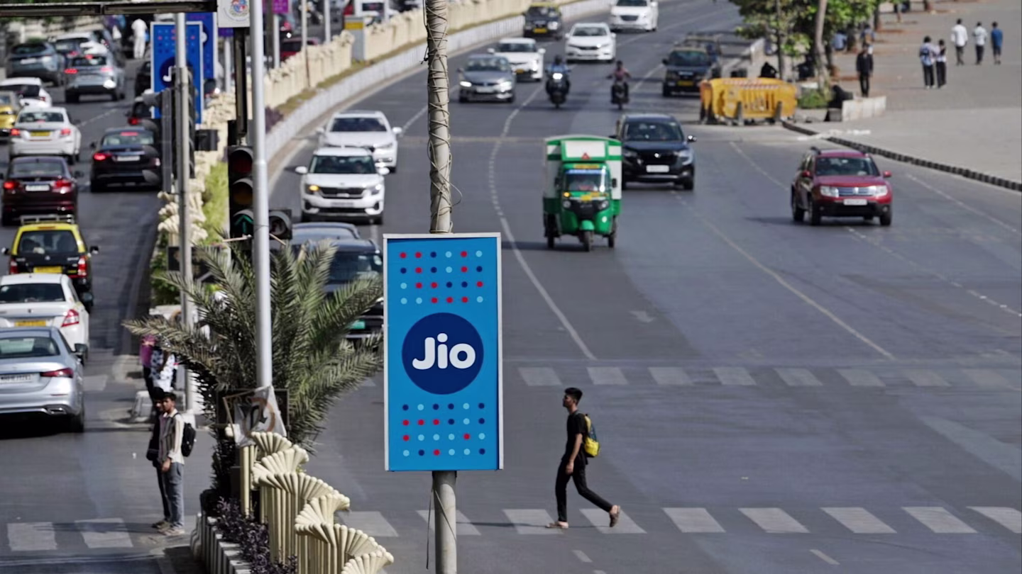 Reliance Industries Shares Rise